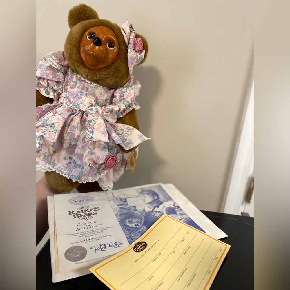 VTG Robert Raikes Sophie Bear Plush 1993 Wood Face Stuffed Animal Collectible